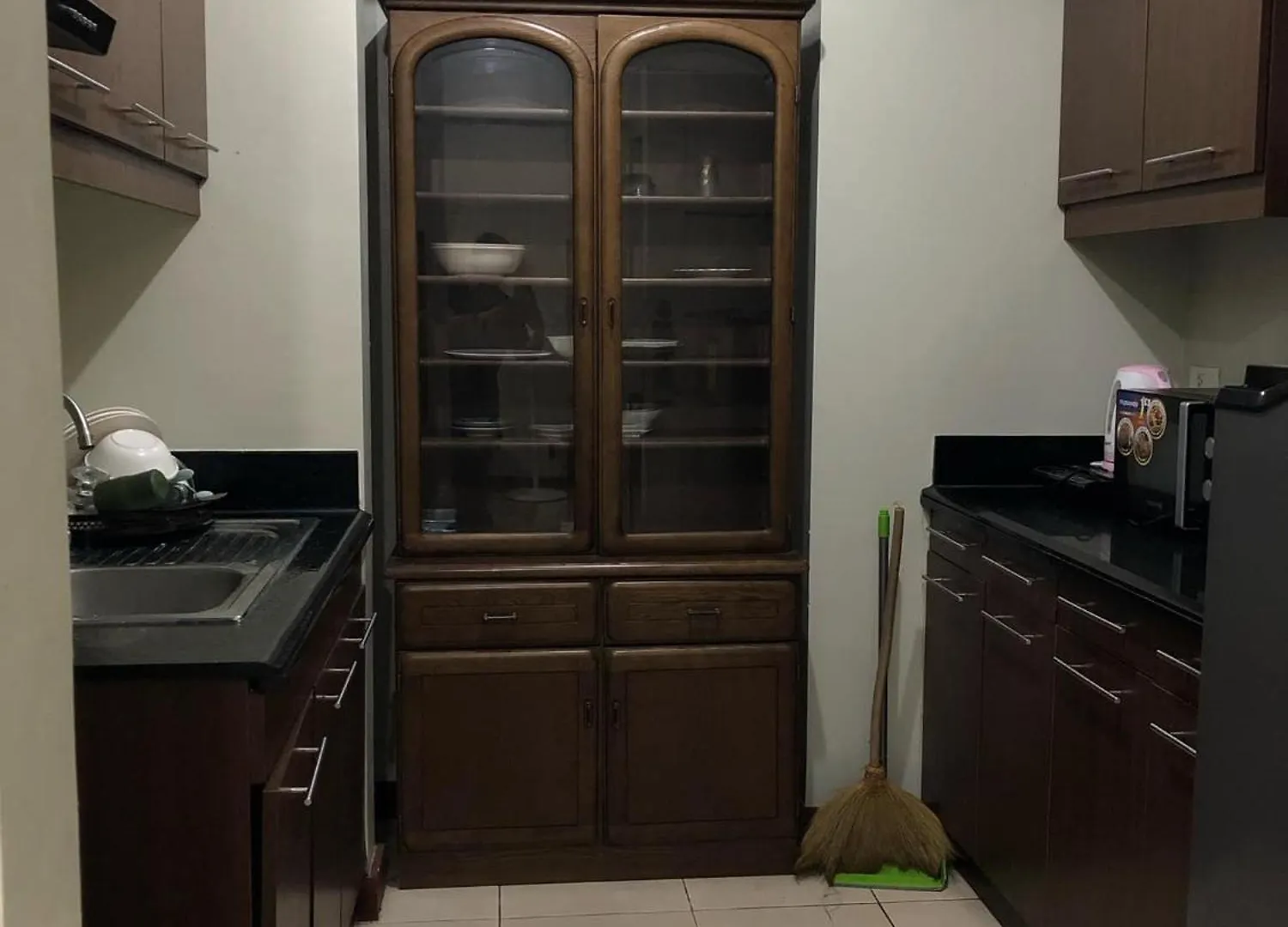 Flair 2 Bedroom Unit With Balcony Manila 0*,